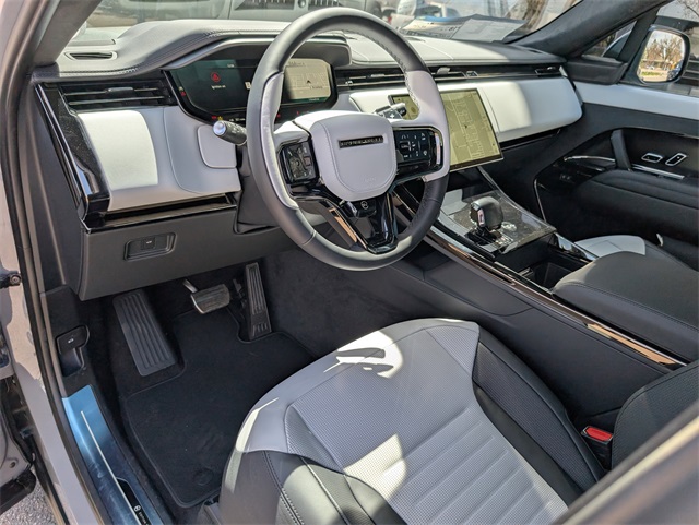 2025 Land Rover Range Rover Sport photo 7