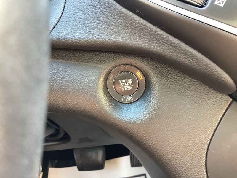 2020 Jeep Cherokee Altitude Sport photo 36