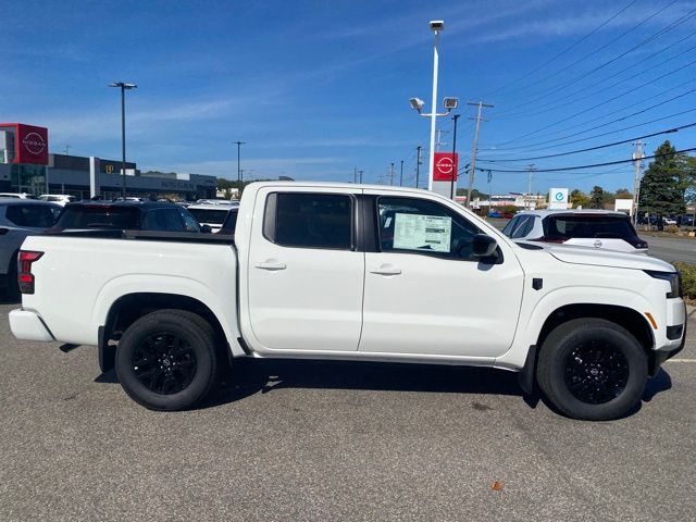 2026 Nissan Frontier Crew Cab SV photo 2