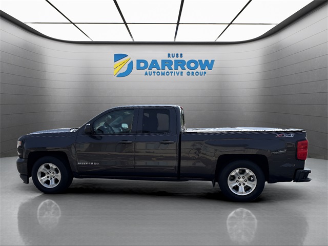 2016 Chevrolet Silverado 1500 LT photo 2
