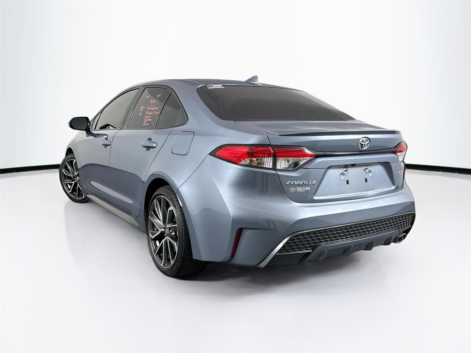 2022 Toyota Corolla SE photo 8