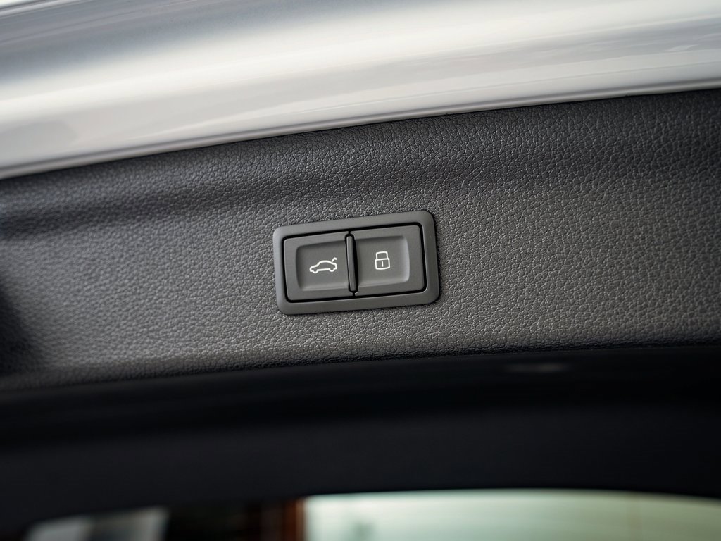 2024 Audi Q3 Premium Plus S line photo 18