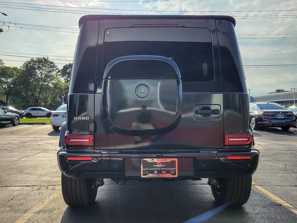 2025 Mercedes Benz G photo 4