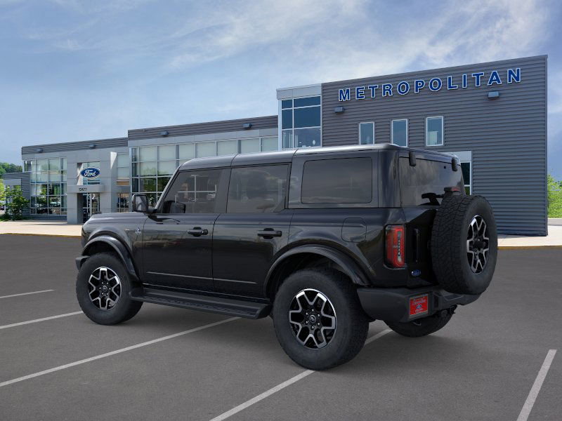 2025 Ford Bronco Outer Banks photo 3