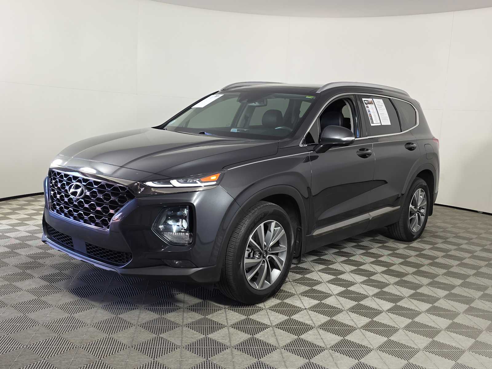 2020 Hyundai Santa Fe Limited photo 2