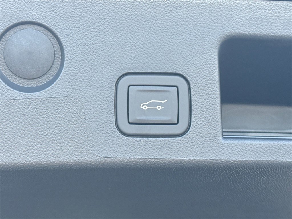 2026 GMC TERRAIN - Image 32