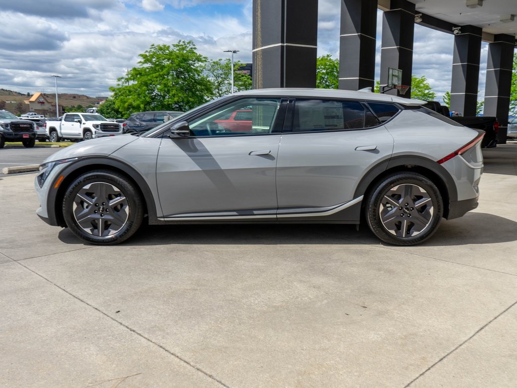 2025 Kia EV6 Light photo 4