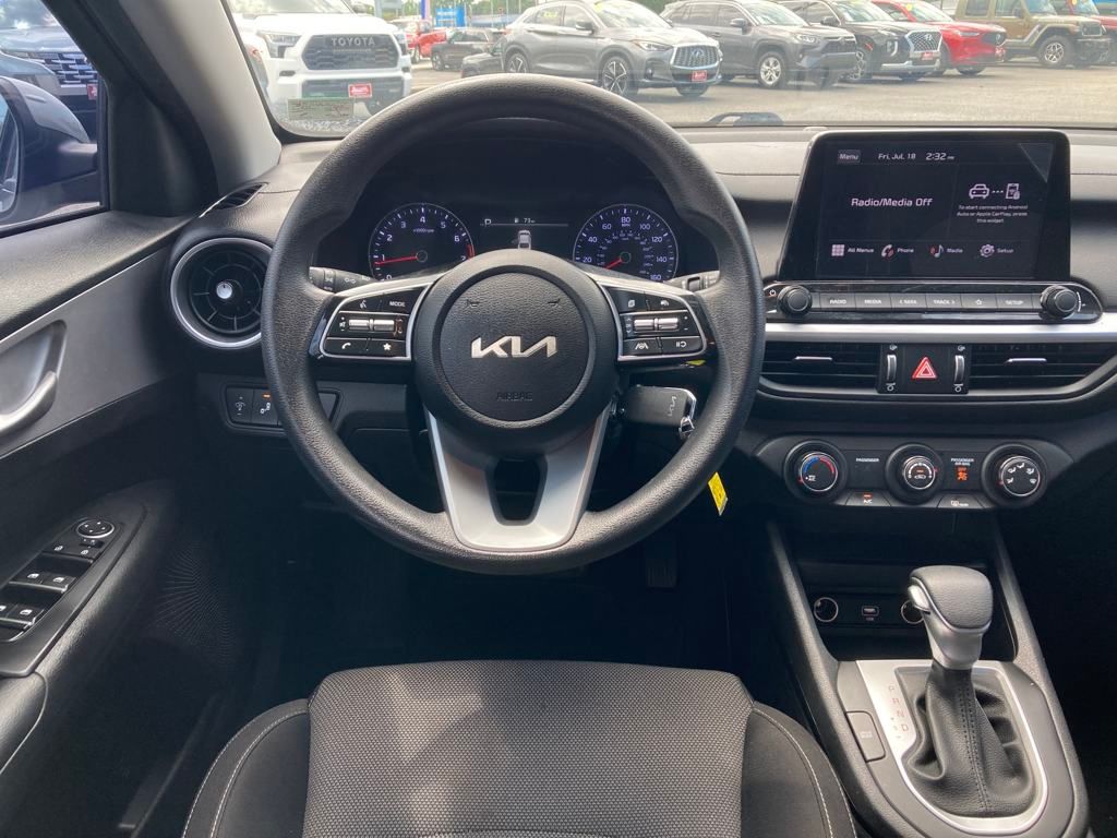 2023 Kia Forte LXS photo 13