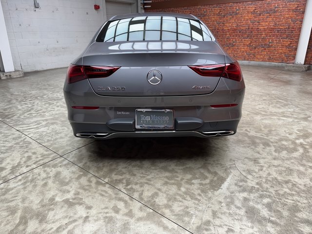 2025 Mercedes Benz CLA 250 4MATIC photo 4