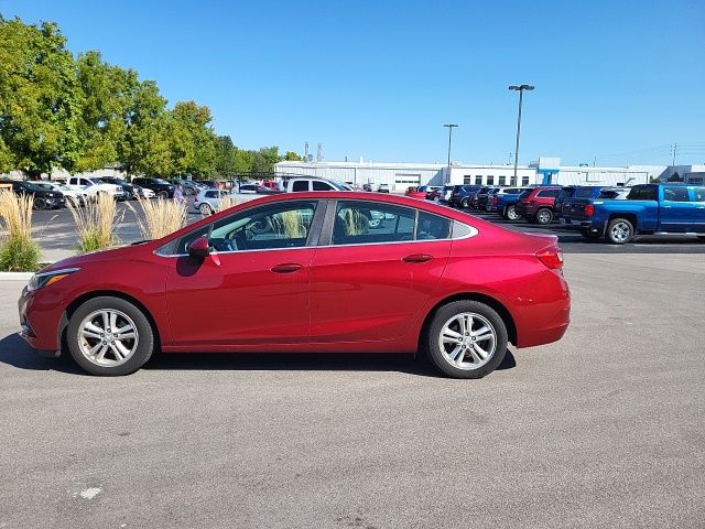 2018 Chevrolet Cruze LT photo 6