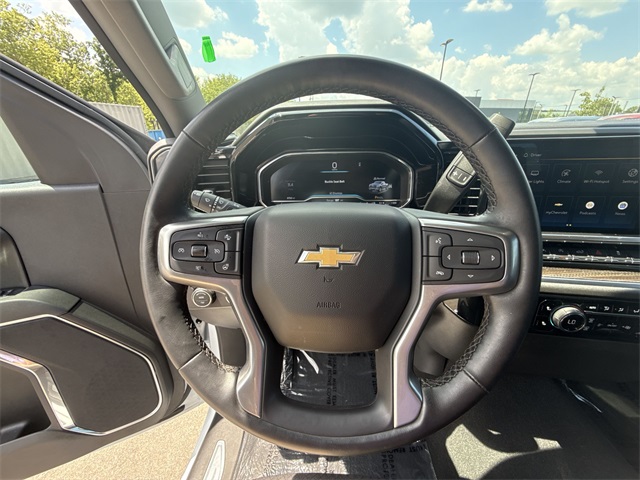 2024 Chevrolet Silverado 1500 LT photo 14