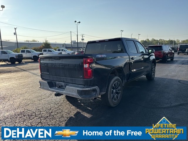 2022 Chevrolet Silverado 1500 LT photo 4