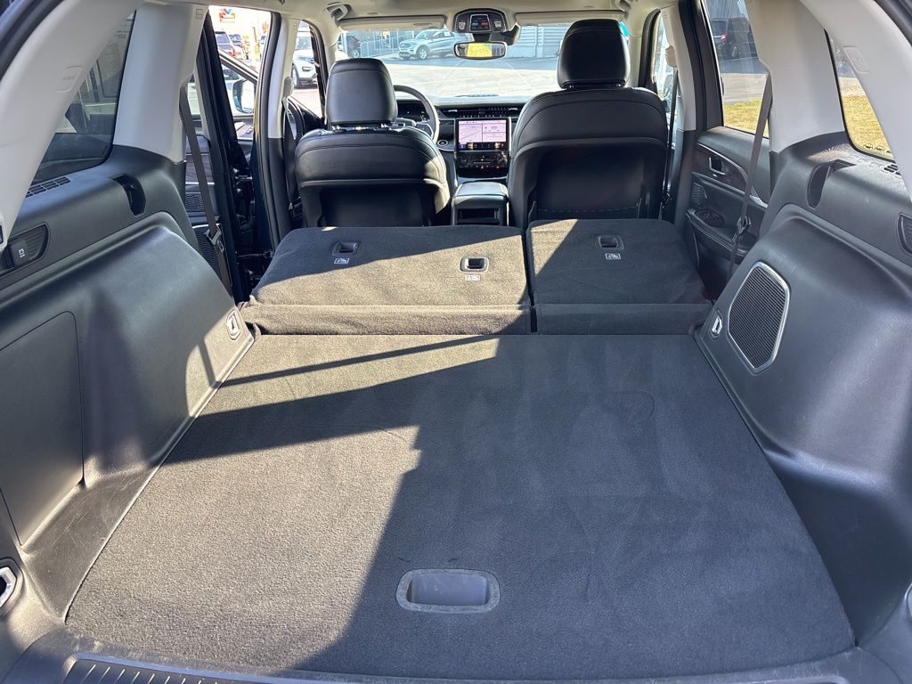 2024 Jeep Cherokee Limited 4xe photo 30