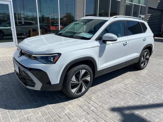 2025 Volkswagen Taos