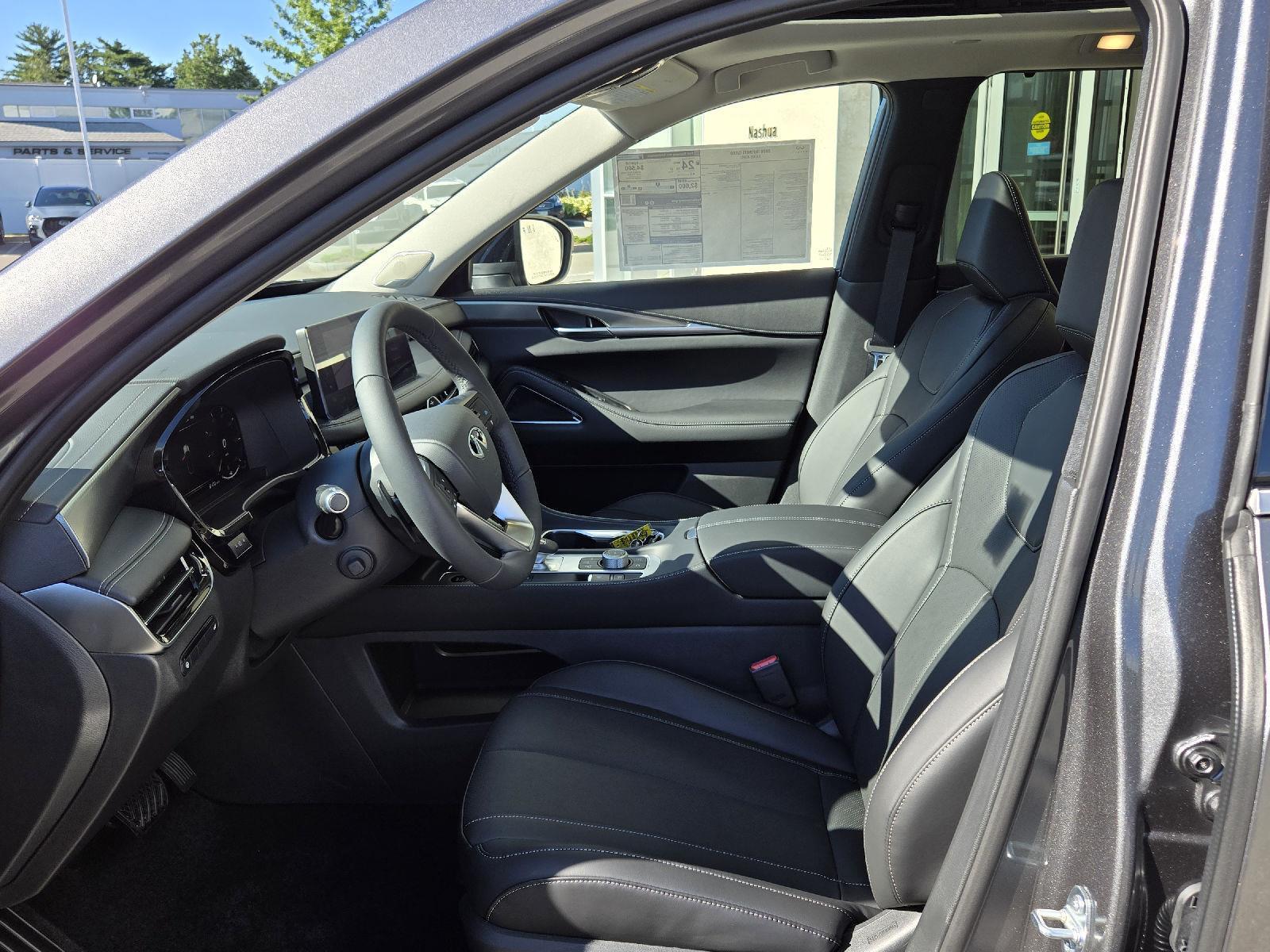 2026 Infiniti QX60 Luxe AWD photo 3