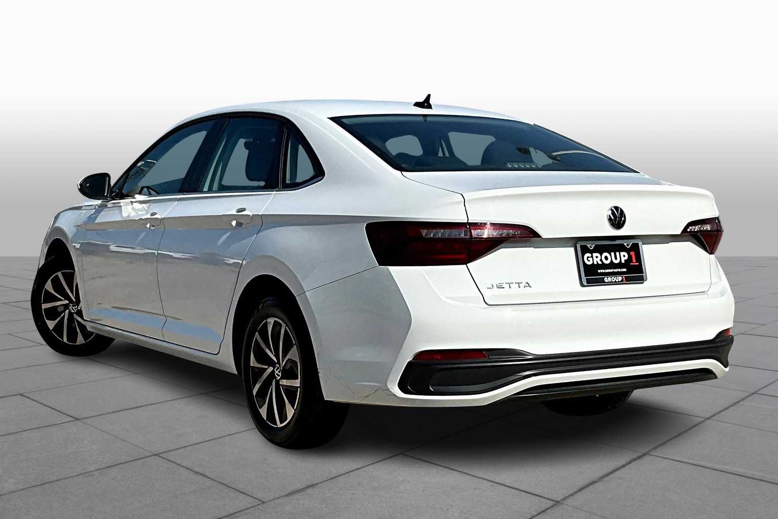 2024 Volkswagen Jetta S photo 10