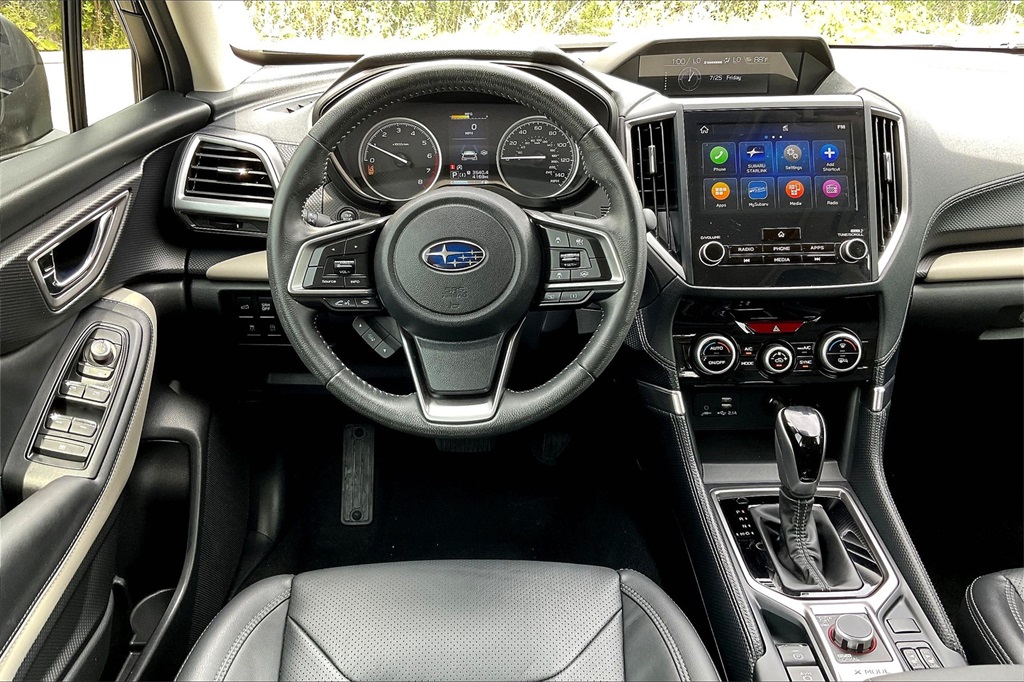 2024 Subaru Forester Limited Base photo 2