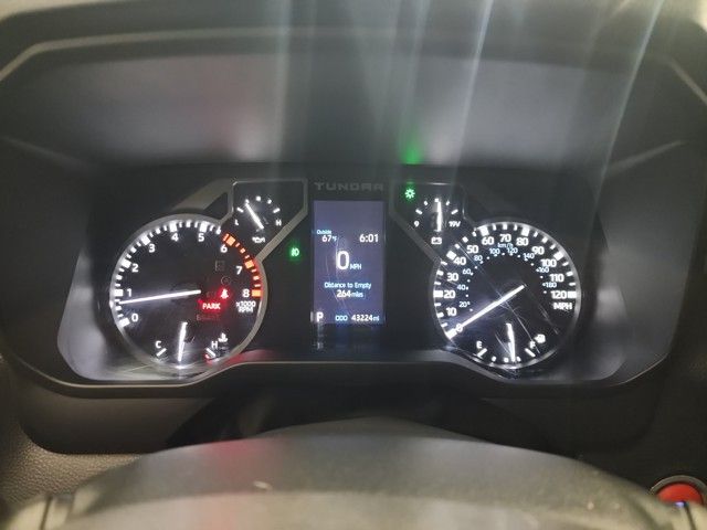 2022 Toyota Tundra SR5 CrewMax photo 20