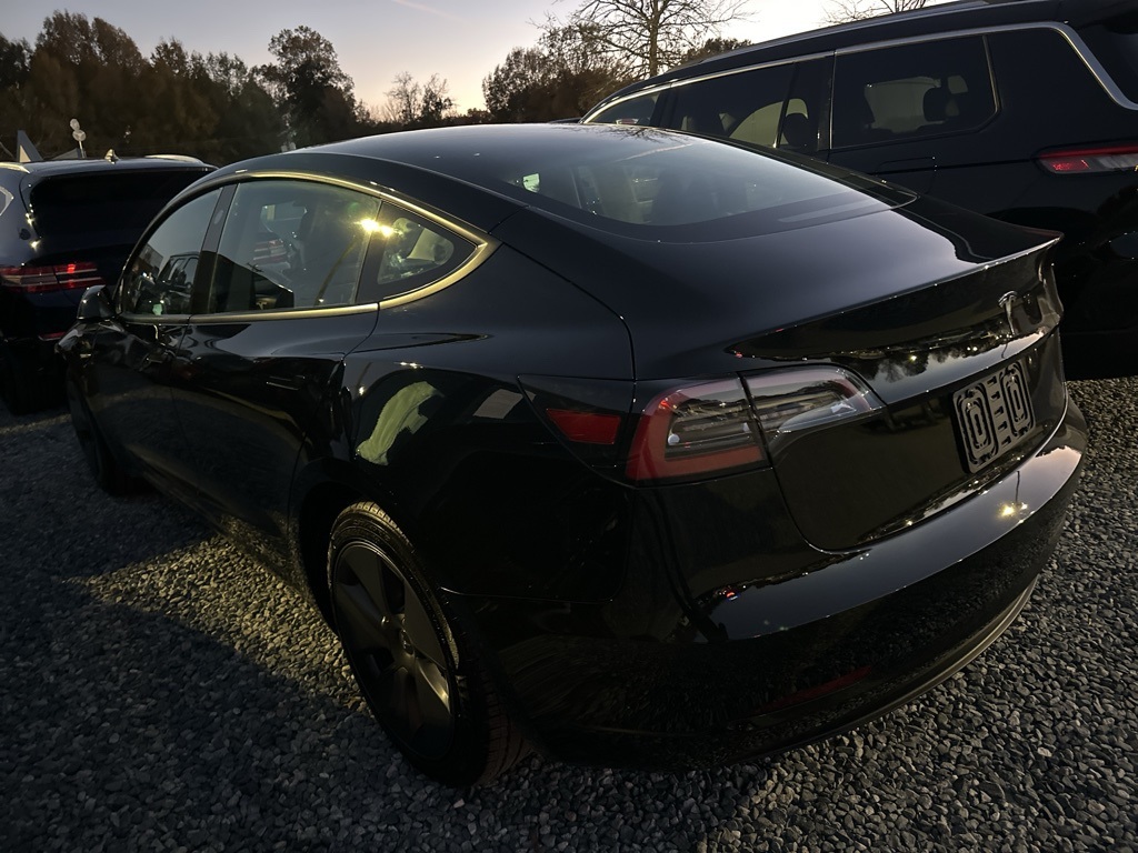 2023 Tesla Model 3 photo 4