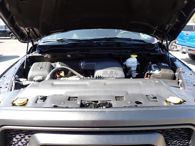 2022 Ram 1500 Classic Warlock photo 11
