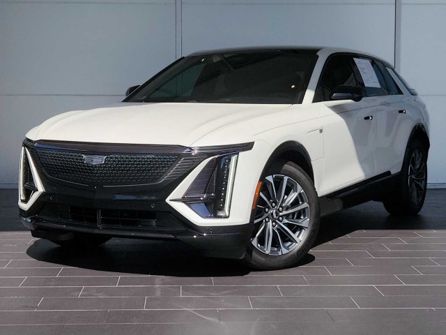2025 Cadillac LYRIQ Sport 1