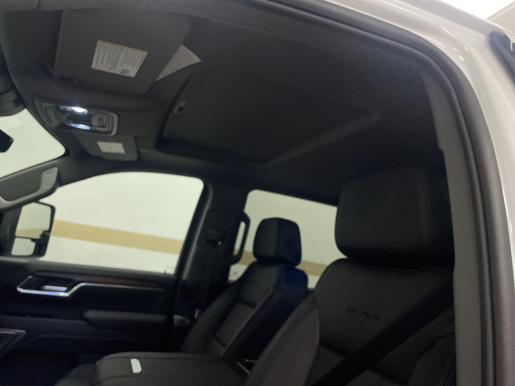 2026 Gmc Sierra 3500 Denali photo 6
