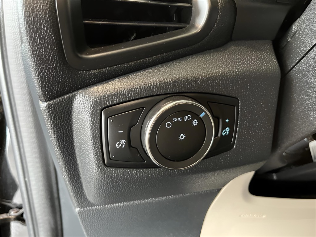 2020 Ford EcoSport S photo 16