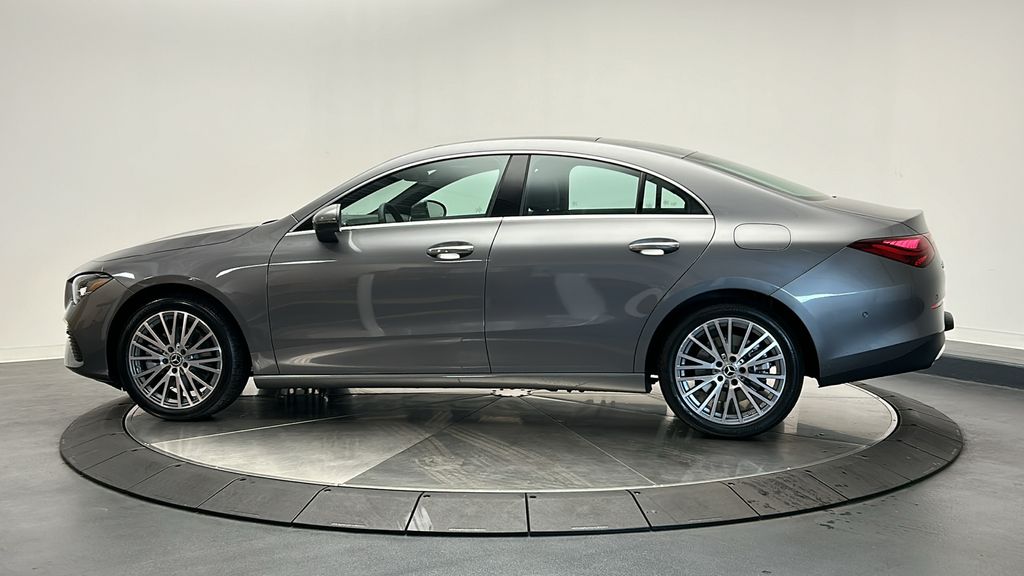 2025 Mercedes Benz CLA 250 4MATIC photo 4