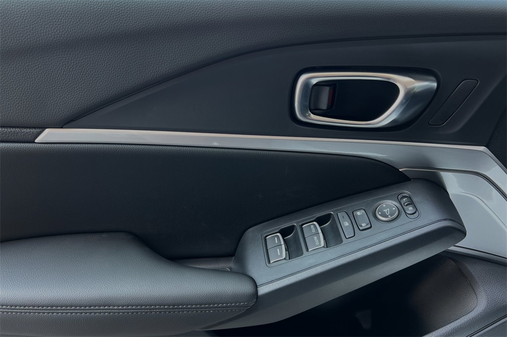 2025 Acura Integra Base photo 9