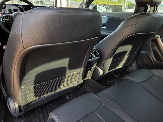 2022 Mercedes Benz A 220 photo 26