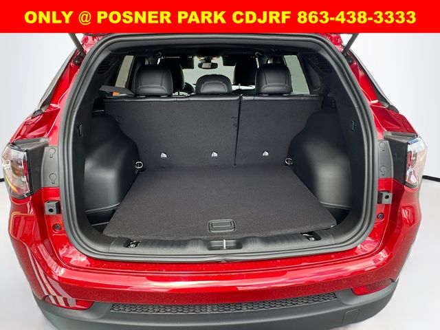 2025 Jeep Compass Latitude photo 20