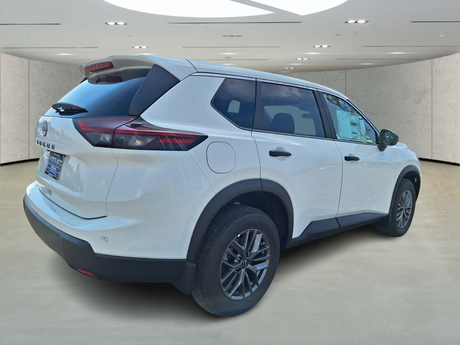 2026 Nissan Rogue S photo 5