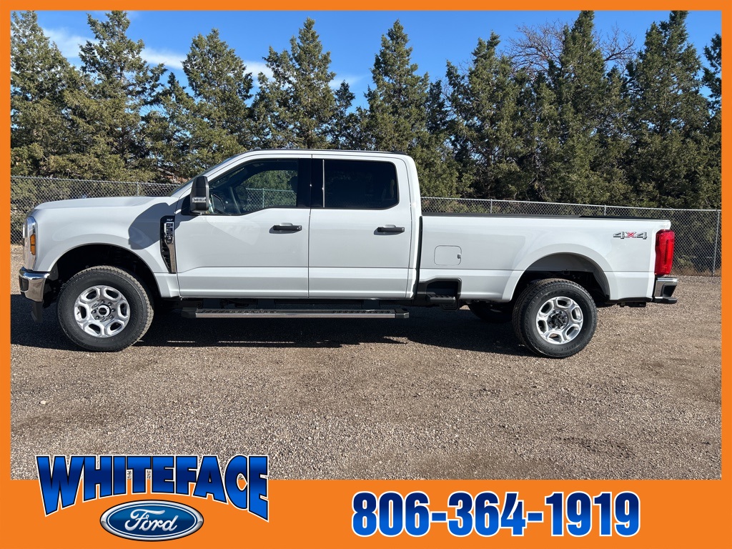 2026 Ford F-350 photo 3