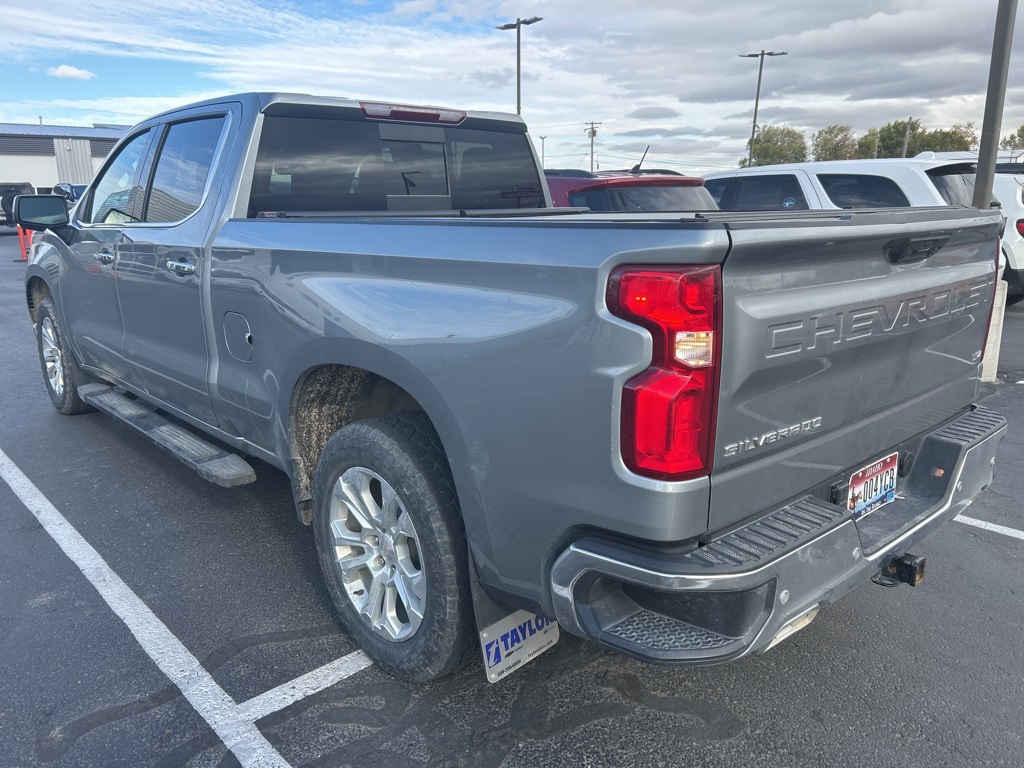 2024 Chevrolet Silverado 1500 LTZ photo 2