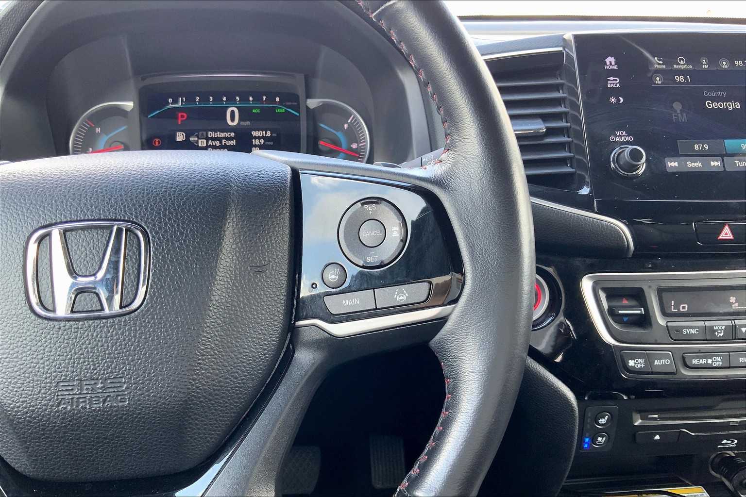 2022 Honda Pilot Black Edition photo 24