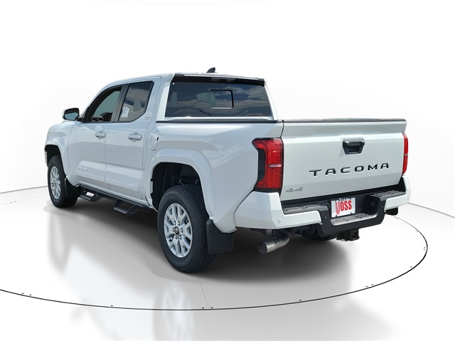 2025 Toyota Tacoma SR5 Double Cab photo 3