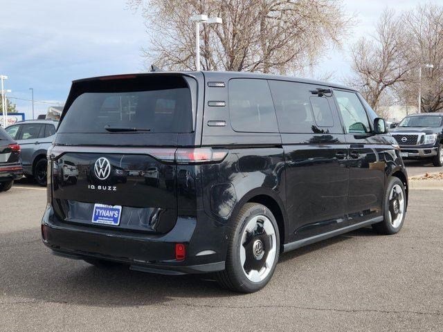 2025 Volkswagen ID. Buzz Pro S photo 3