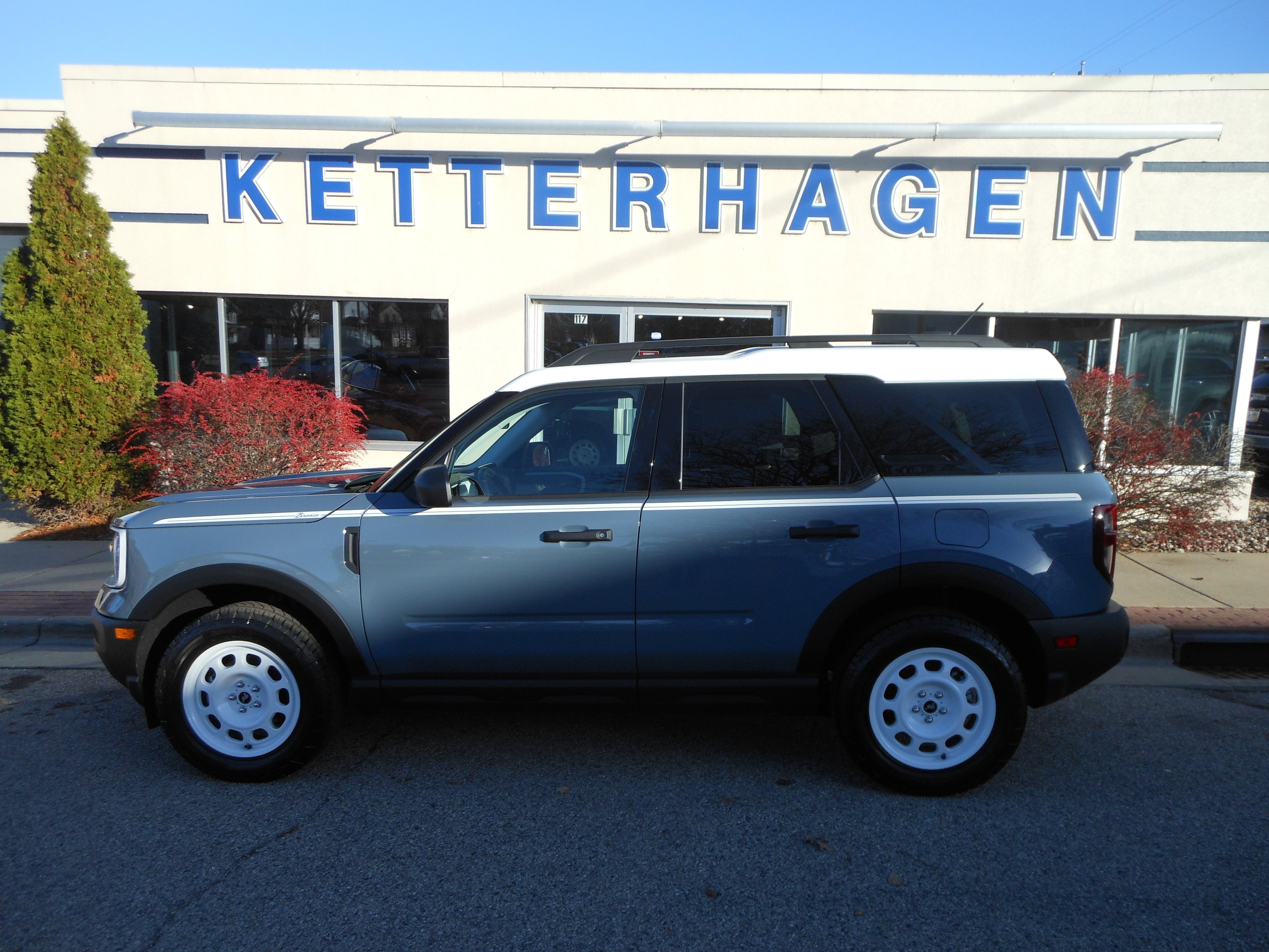2025 Ford Bronco Sport Heritage's photo