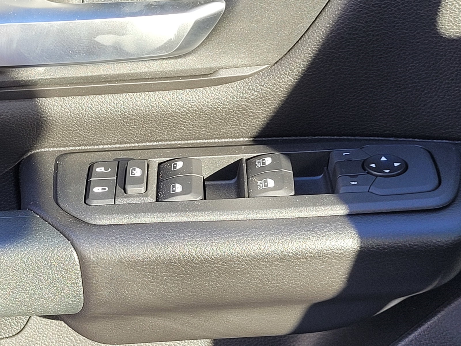 2025 Ram 1500 Tradesman photo 20