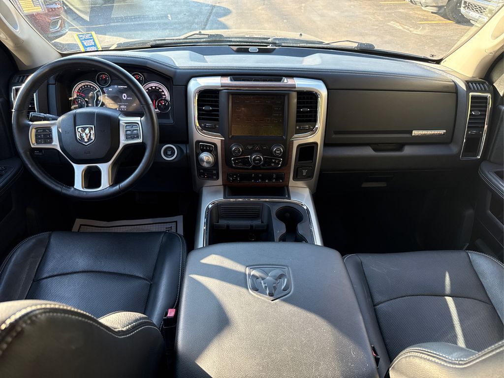 2016 Ram 1500 Laramie photo 15