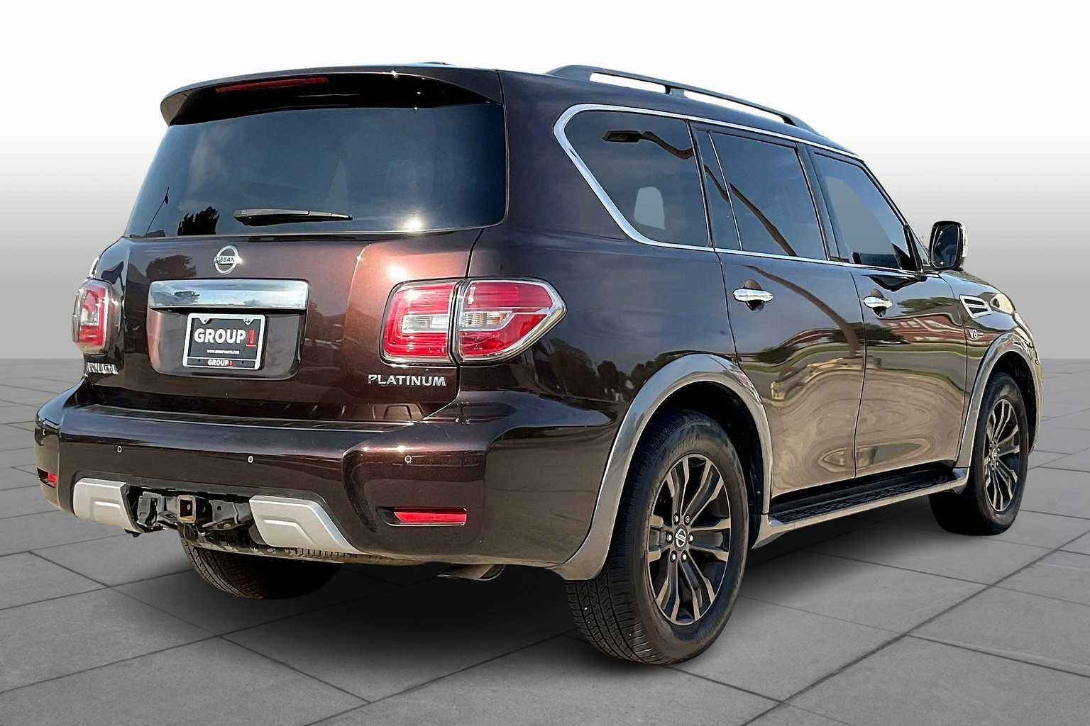 2017 Nissan Armada Platinum photo 12