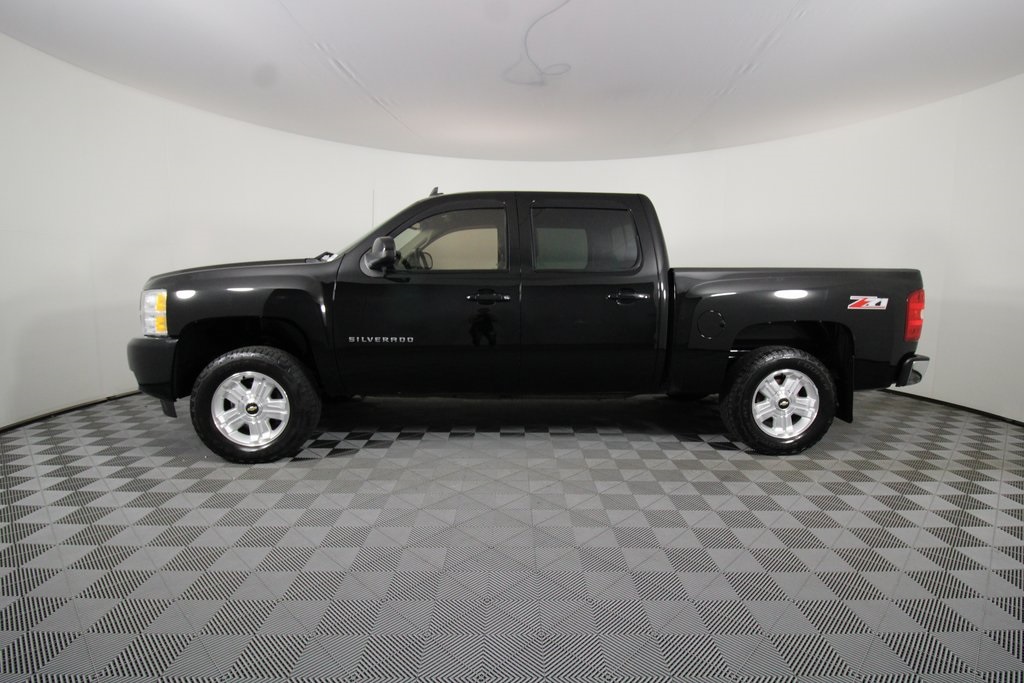 2012 Chevrolet Silverado 1500 LTZ photo 2