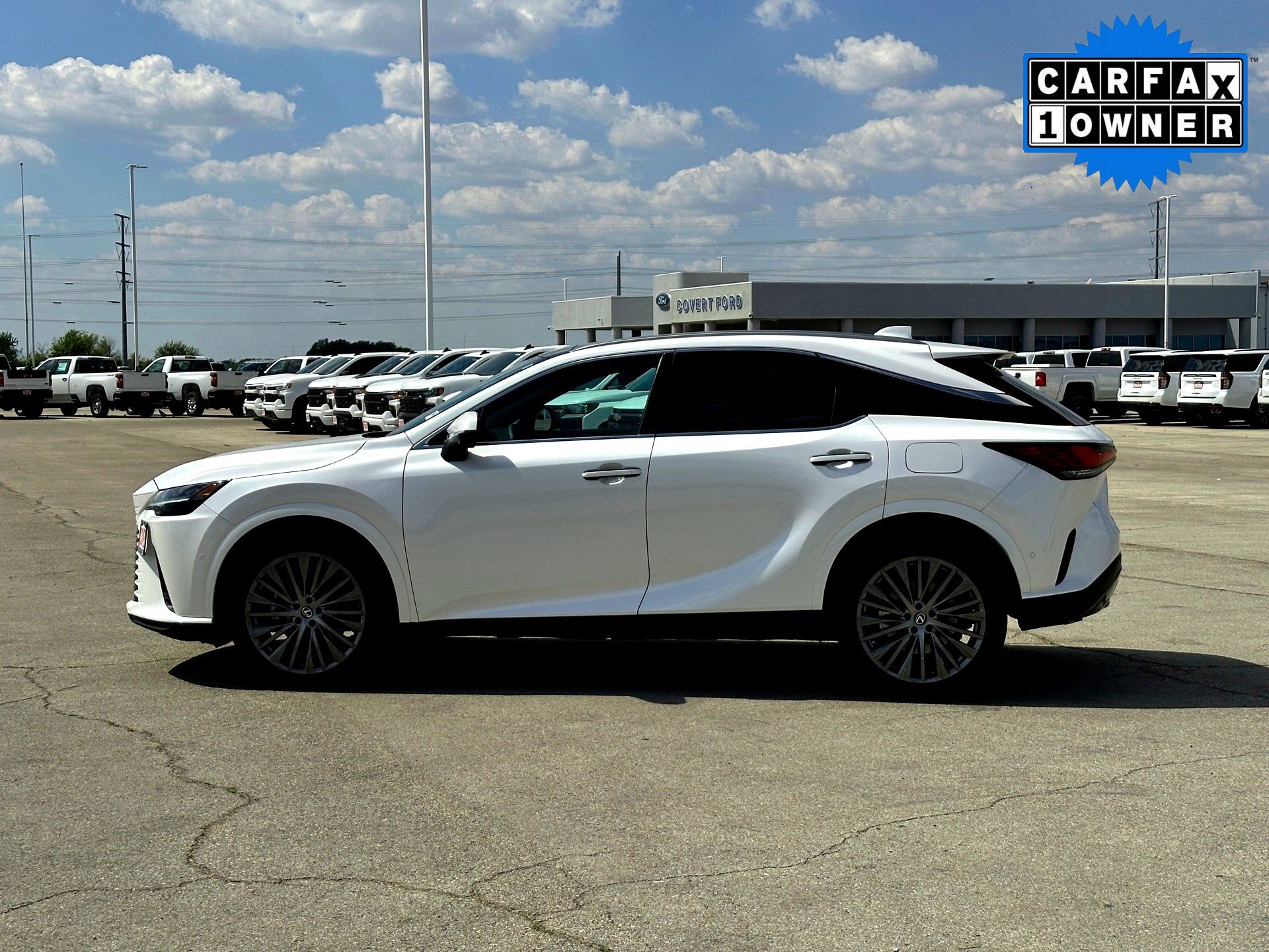 2023 Lexus RX 350 Luxury photo 3