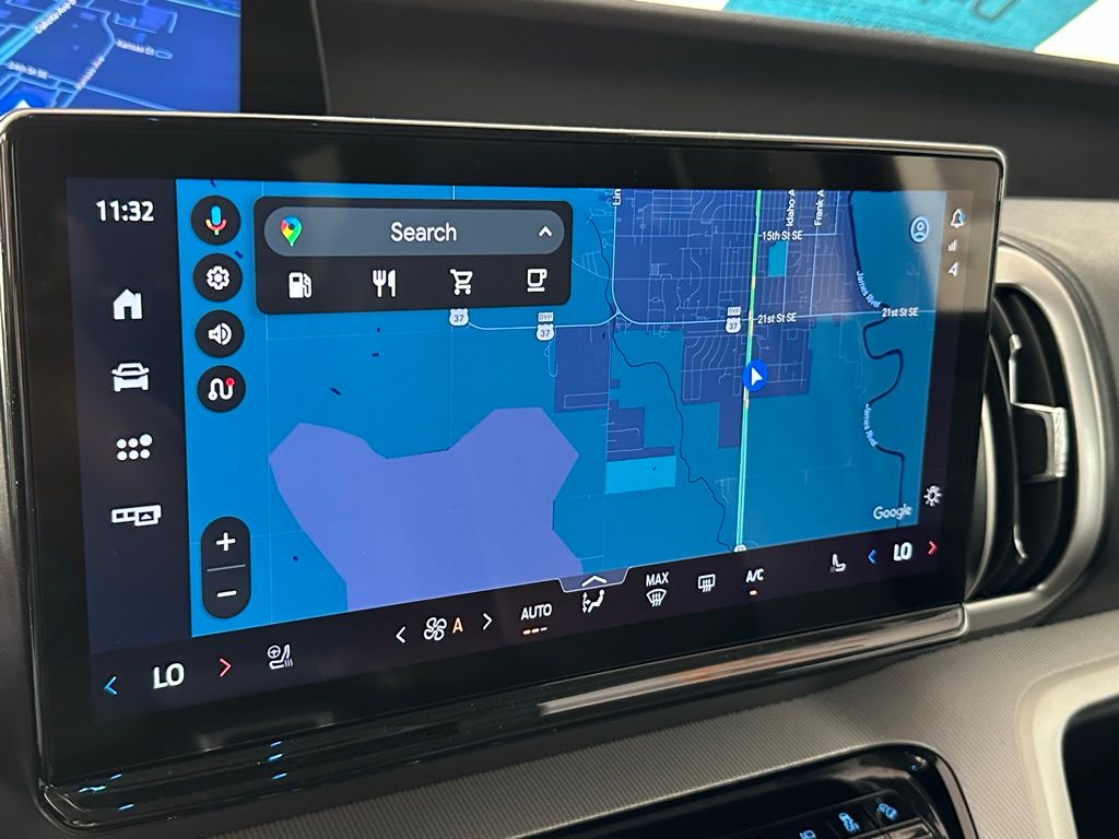 2025 Ford Expedition MAX photo 10