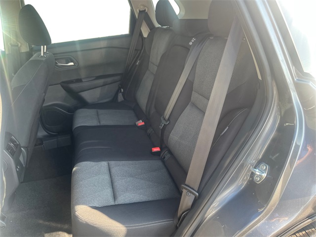 2026 Nissan Rogue SV photo 8