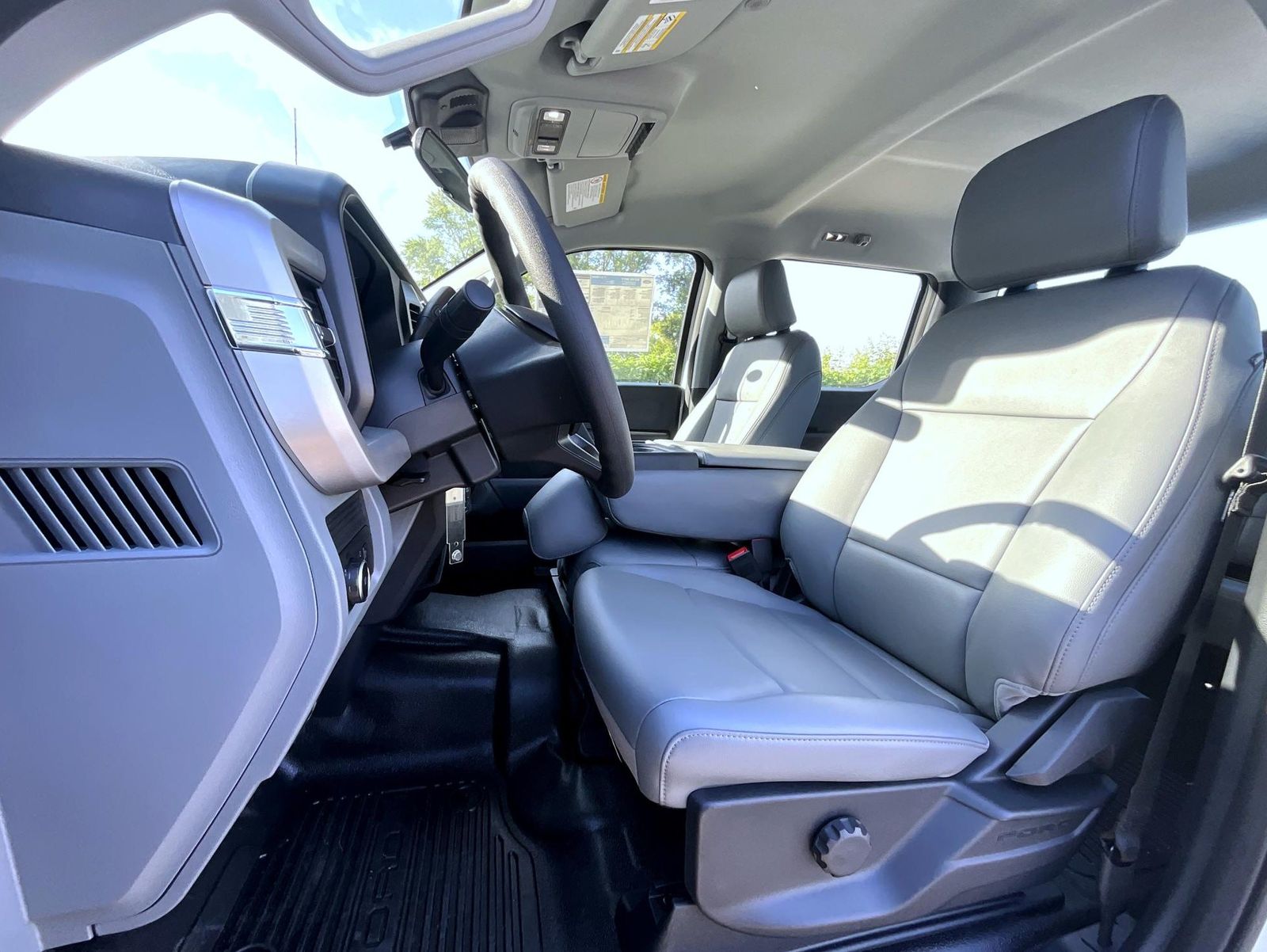 2026 Ford F-250 photo 10