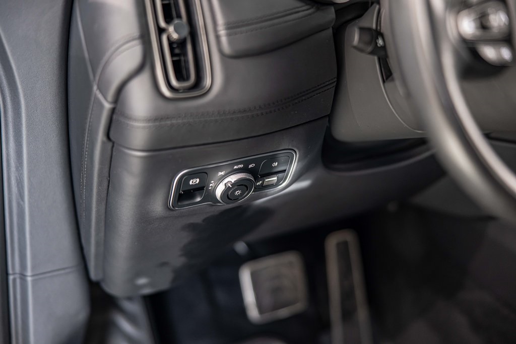 2022 ASTON MARTIN DBX - Image 22