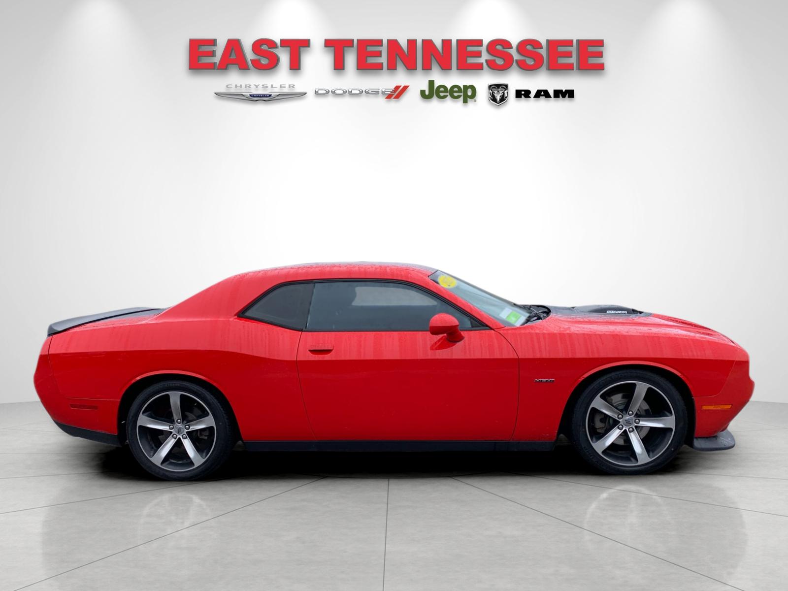 Used 2017 Dodge Challenger R/T with VIN 2C3CDZBTXHH509389 for sale in Crossville, TN