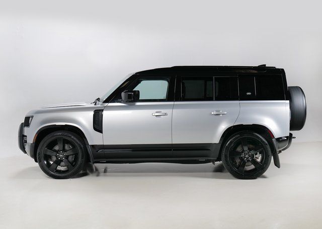 2024 Land Rover Defender 110 X-Dynamic SE photo 6