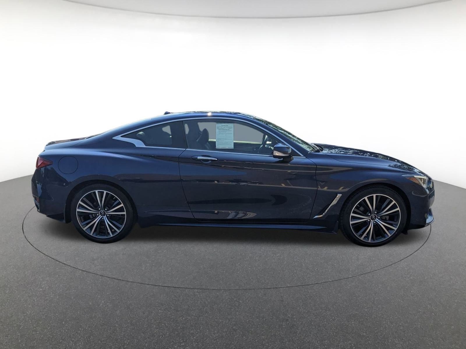 2022 Infiniti Q60 Luxe photo 4